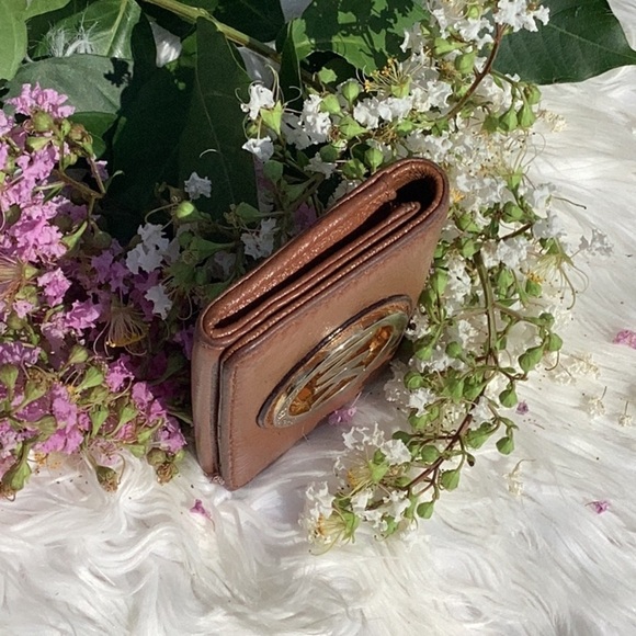 Michael Kors Small Coin ID Leather Pouch - Picture 5 of 6